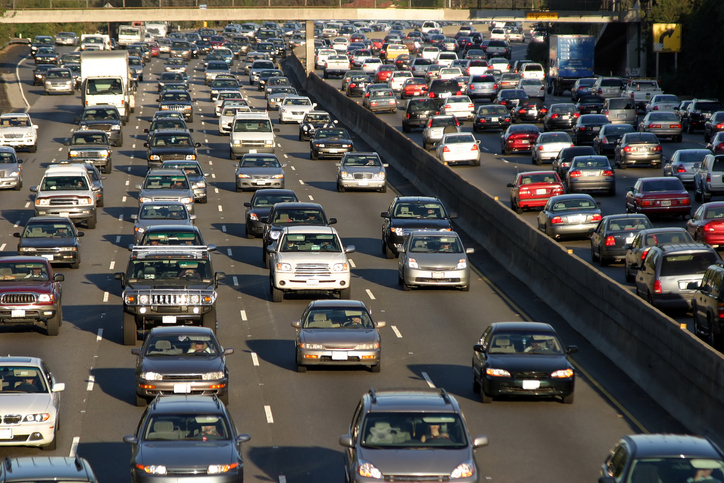 Stuck in Traffic? 12 Steps to a Productive Driving Commute