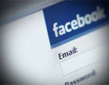 How to Use Facebook to Land a Job Interview