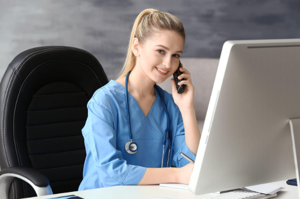 Reasons To Become a Medical Administrative Assistant